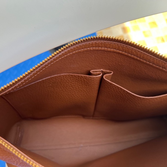 Cuyana - System Pouch Insert (Small), Caramel - Picture 2 of 2